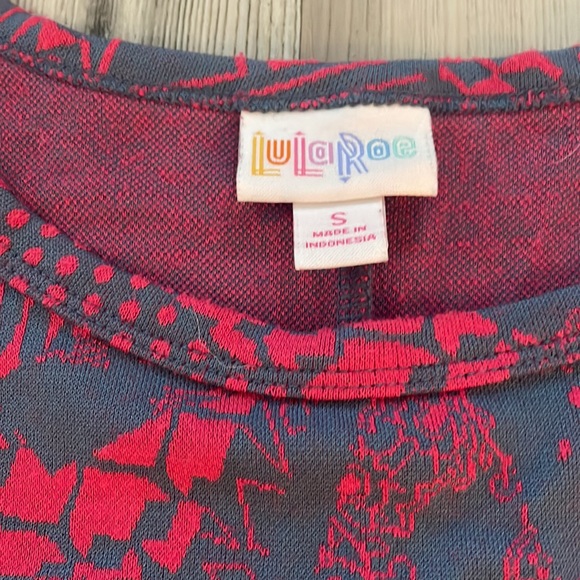 LuLaRoe Carly size small - Picture 2 of 3